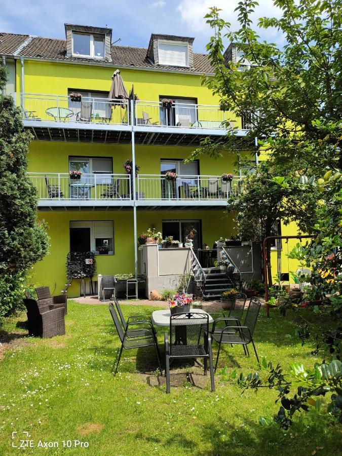 5X Balkon-Apartments Mit Kueche 40-65Qm Ruhrgebietferienwohnung Dobry-Fuchs 오버하우젠 외부 사진
