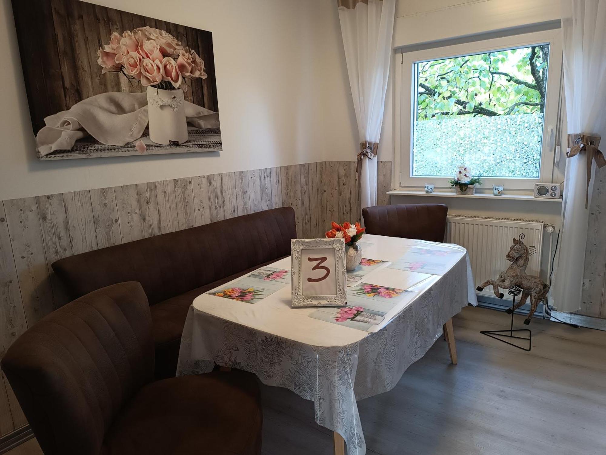 5X Balkon-Apartments Mit Kueche 40-65Qm Ruhrgebietferienwohnung Dobry-Fuchs 오버하우젠 외부 사진