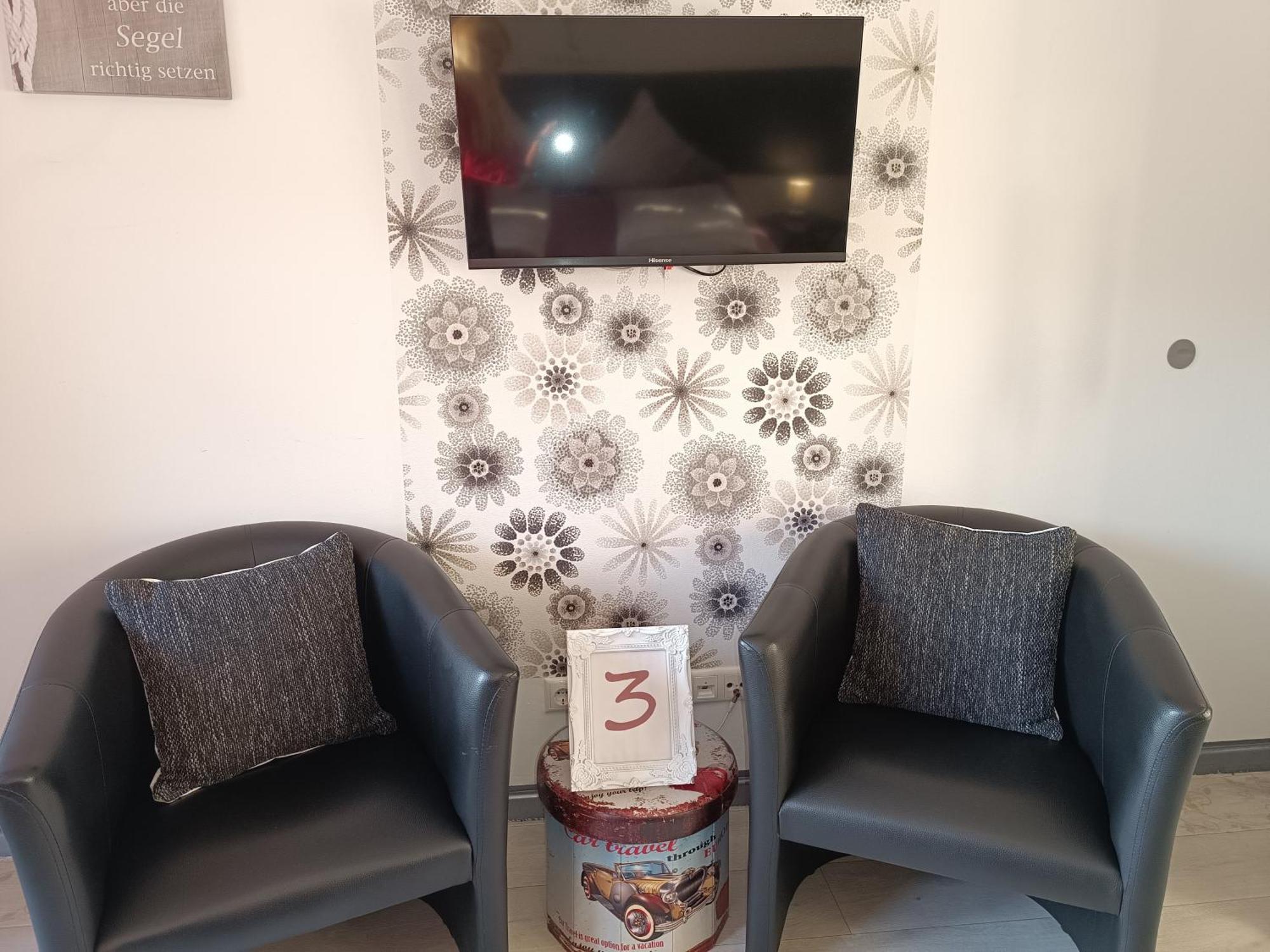 5X Balkon-Apartments Mit Kueche 40-65Qm Ruhrgebietferienwohnung Dobry-Fuchs 오버하우젠 외부 사진