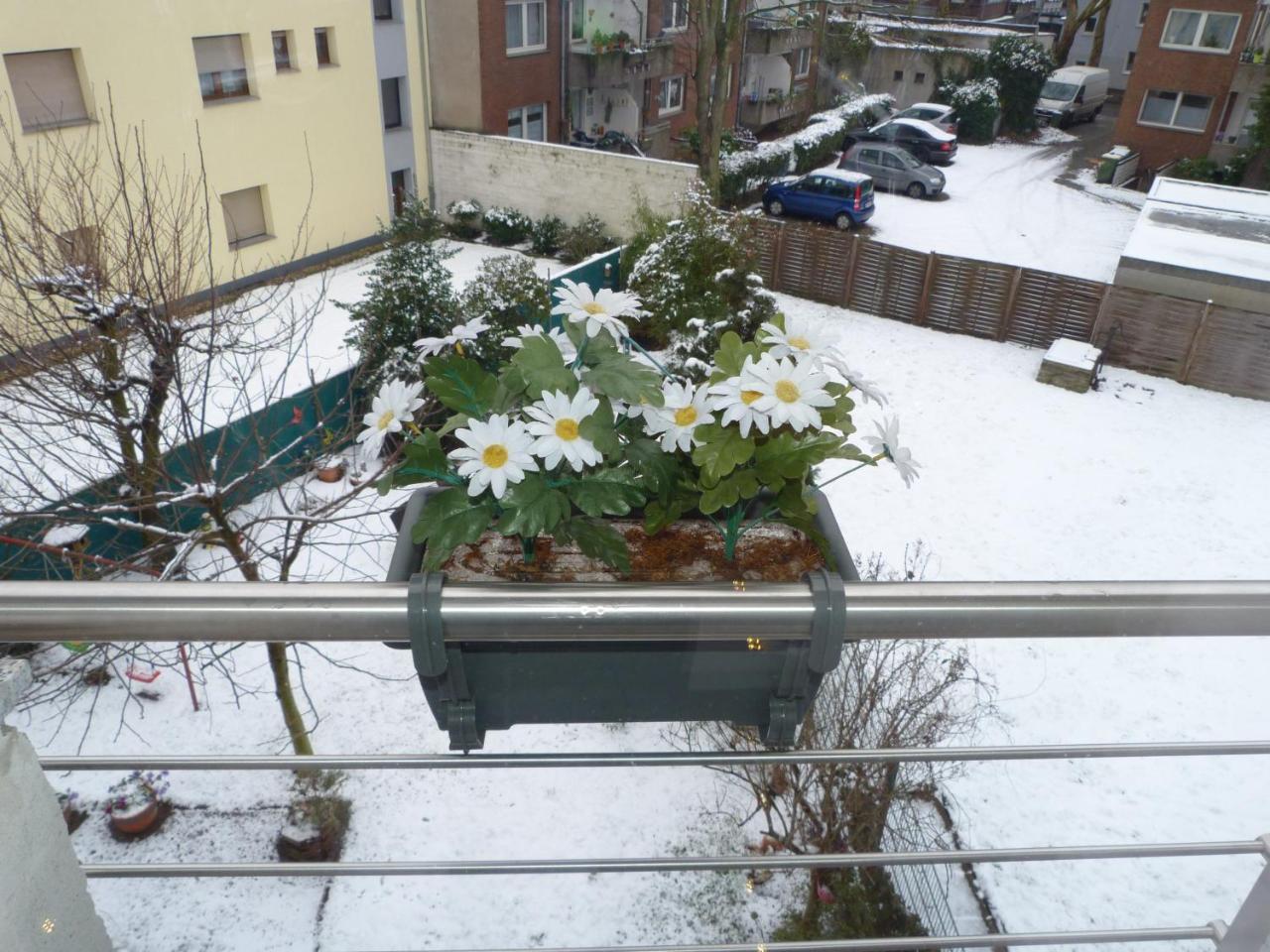 5X Balkon-Apartments Mit Kueche 40-65Qm Ruhrgebietferienwohnung Dobry-Fuchs 오버하우젠 외부 사진